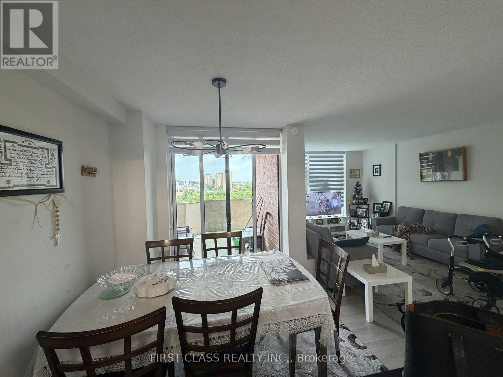 903-335 Driftwood Avenue, Toronto, ON, M3N 2P3 - 8