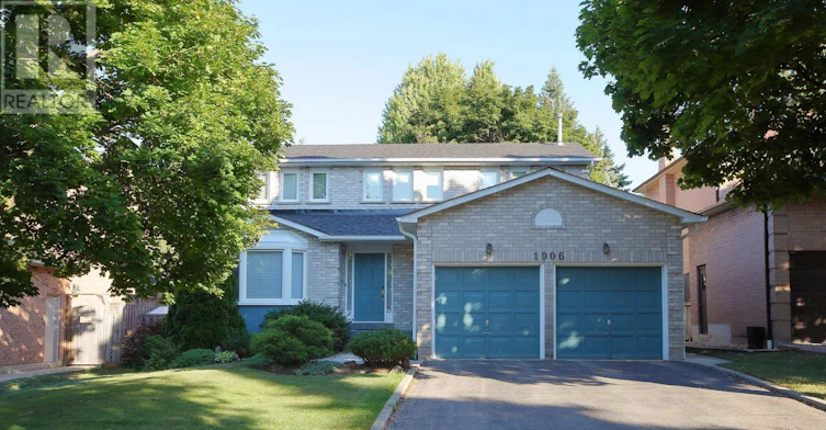 1906 Stoneybrook Court, Mississauga, ON, L5L 3W2