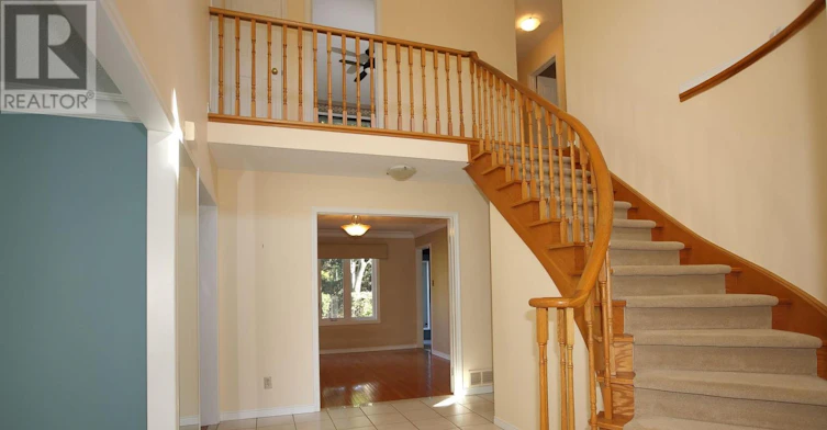 1906 Stoneybrook Court, Mississauga, ON, L5L 3W2 - 2