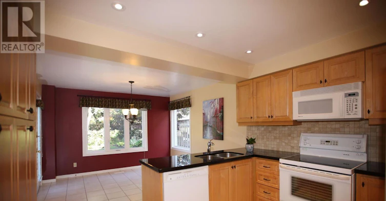 1906 Stoneybrook Court, Mississauga, ON, L5L 3W2 - 6