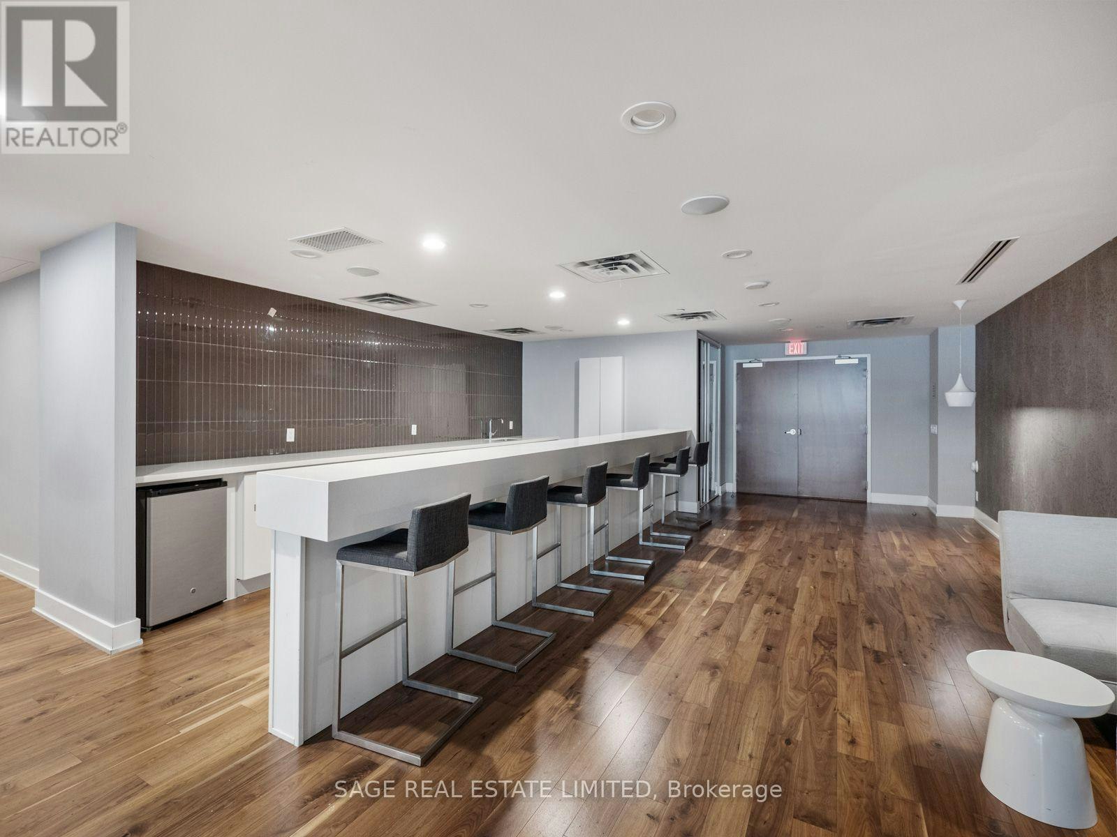 1704-2220 Lake Shore Boulevard W, Toronto, ON, M8V 0C1 - 40