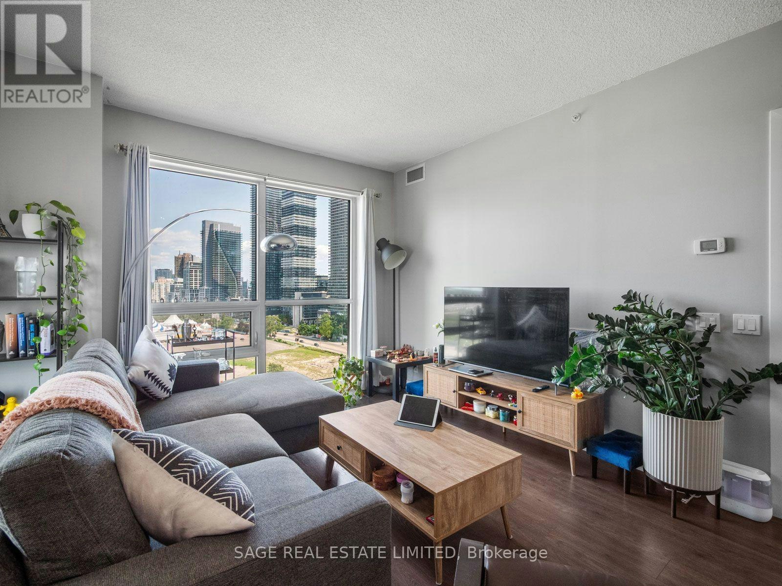 1704-2220 Lake Shore Boulevard W, Toronto, ON, M8V 0C1 - 15
