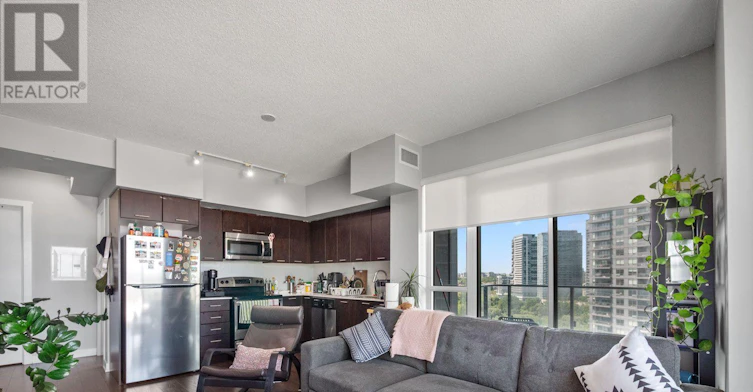 1704-2220 Lake Shore Boulevard W, Toronto, ON, M8V 0C1 - 17