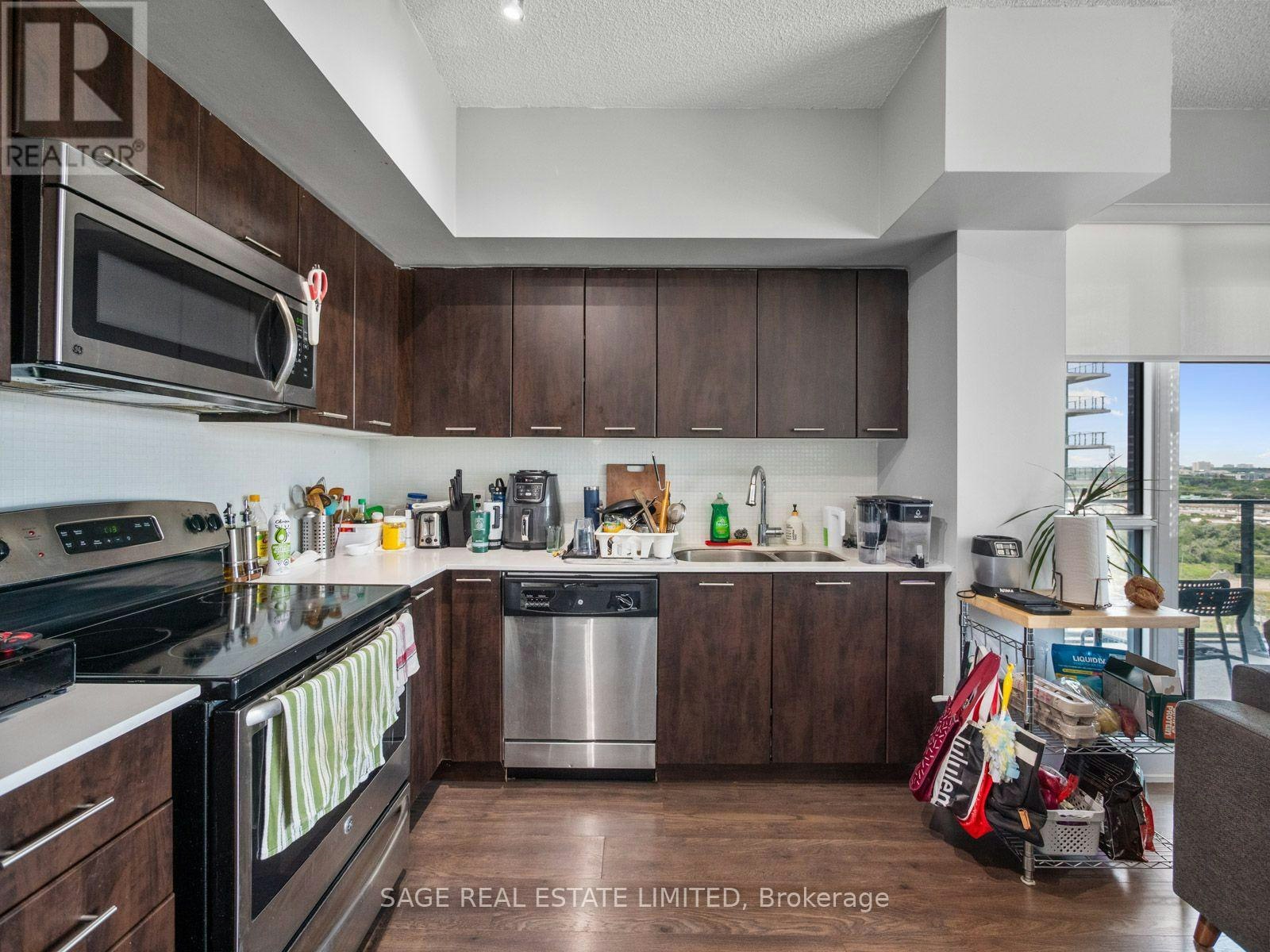 1704-2220 Lake Shore Boulevard W, Toronto, ON, M8V 0C1 - 20