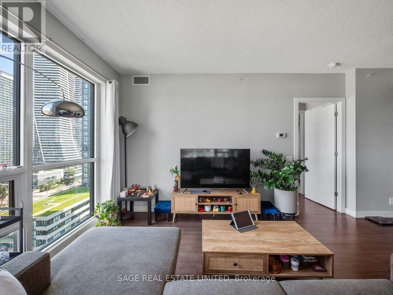 1704-2220 Lake Shore Boulevard W, Toronto, ON, M8V 0C1 - 18