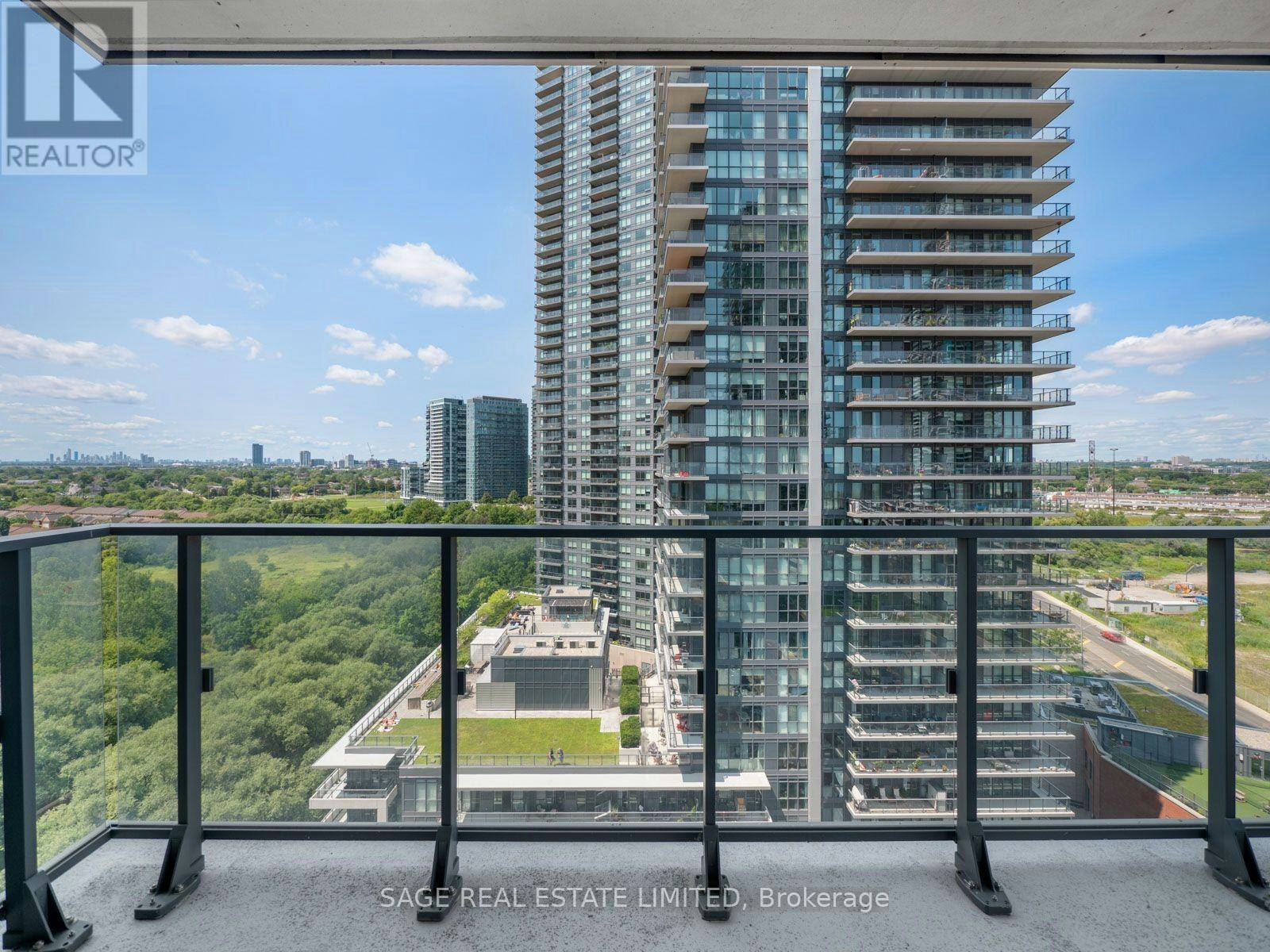 1704-2220 Lake Shore Boulevard W, Toronto, ON, M8V 0C1 - 32
