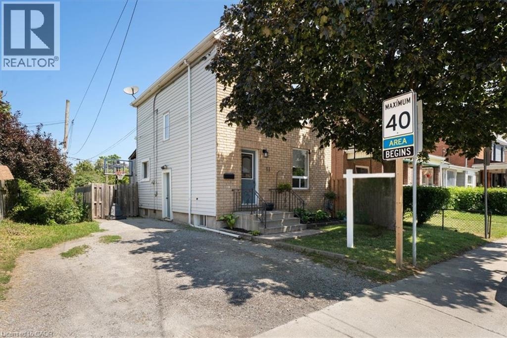 11 Primrose Avenue, Hamilton, ON, L8L 2K7