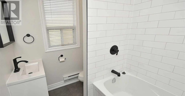 47 Emerald Street N, Hamilton, ON, L8L 5K2 - 14