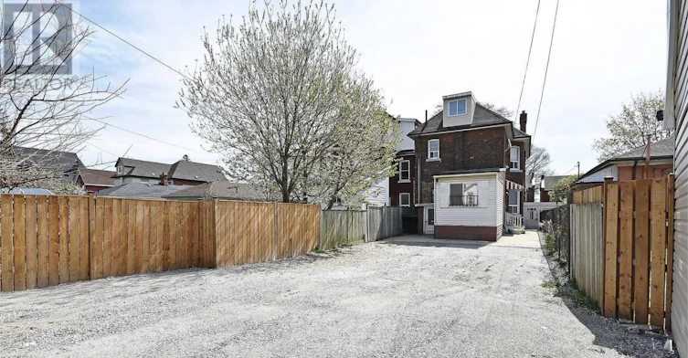 47 Emerald Street N, Hamilton, ON, L8L 5K2 - 21