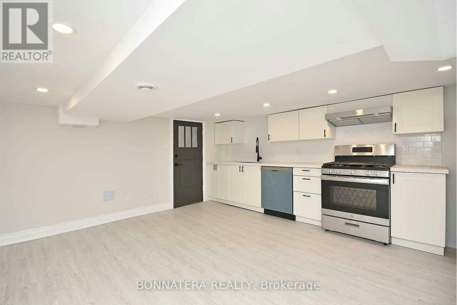 47 Emerald Street N, Hamilton, ON, L8L 5K2 - 18
