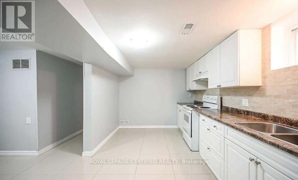 BSMT-40 Honeywell Drive, Hamilton, ON, L8E 1L9 - 2