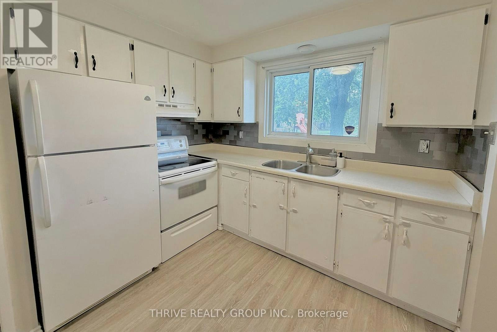60-40 Tiffany Drive, London, ON, N5V 3N3 - 6