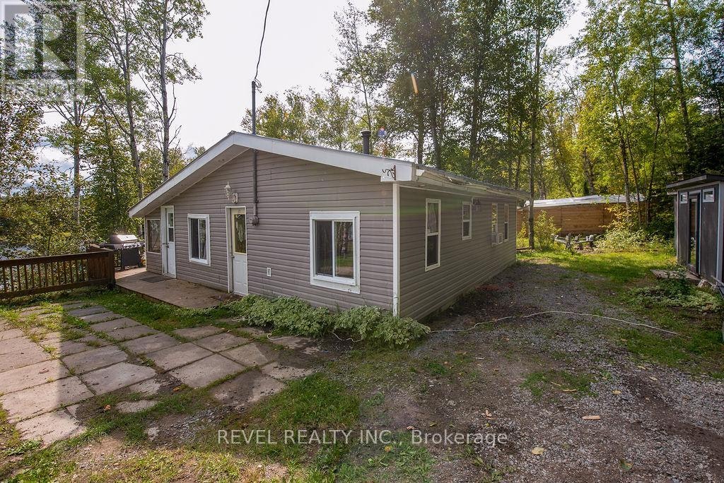 24 South End Access, Timmins, ON, P0L 2B0