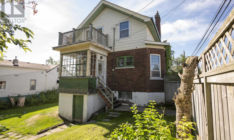 42 Gordon Avenue