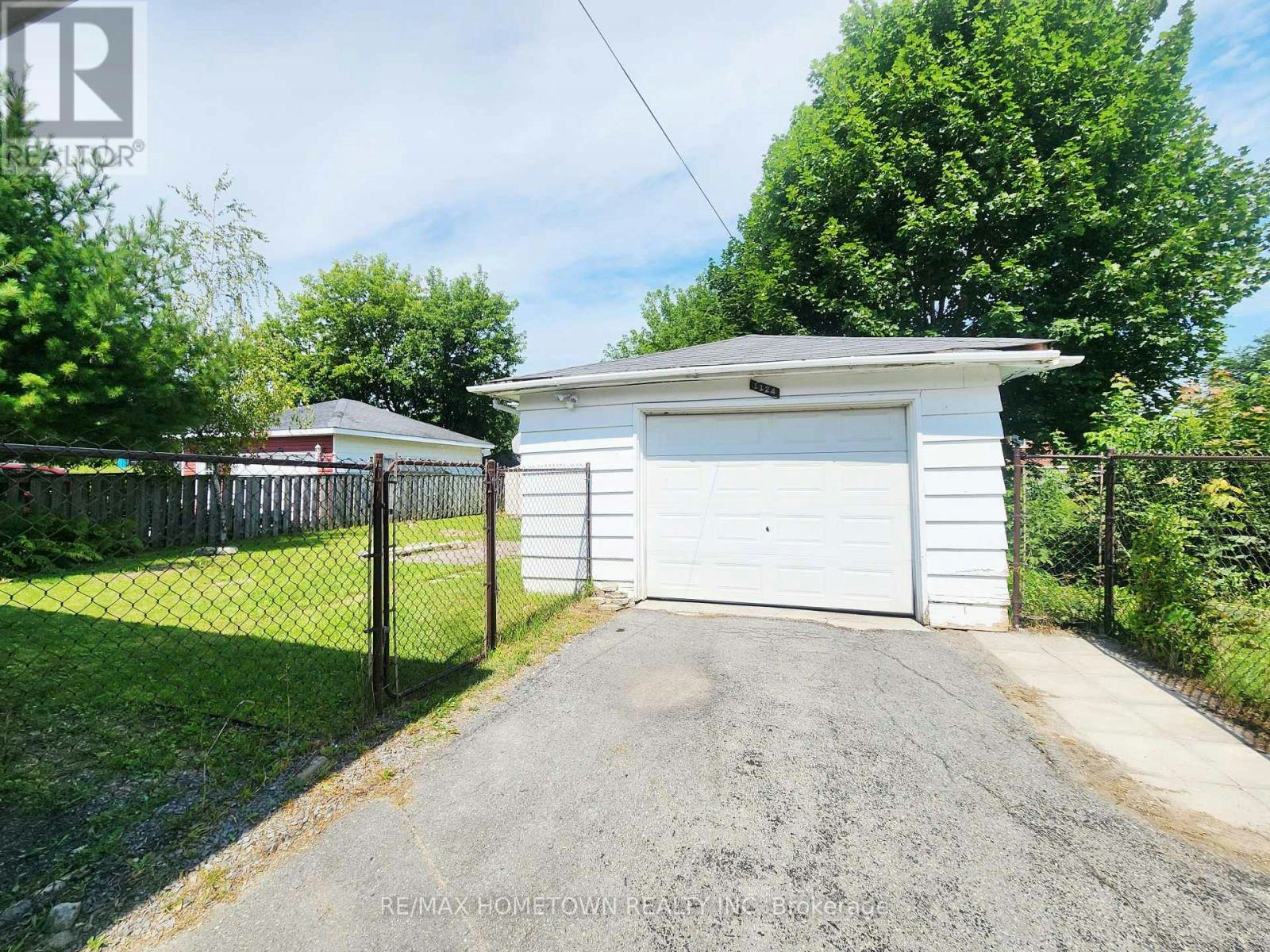 1124 Fourth Street E, Cornwall, ON, K6H 2K4 - 16