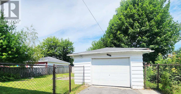 1124 Fourth Street E, Cornwall, ON, K6H 2K4 - 16