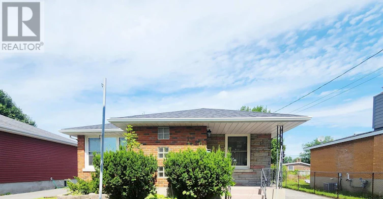 1124 Fourth Street E, Cornwall, ON, K6H 2K4