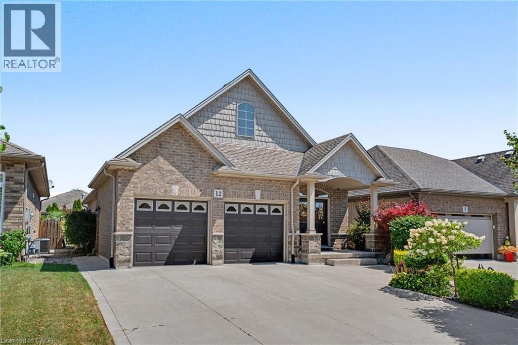 12 Silverwood Avenue, Welland, ON, L3C 0B7