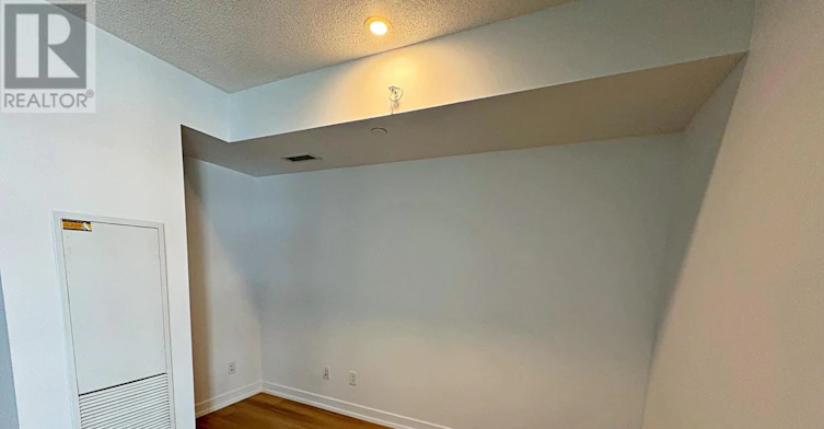 1609-19 Bathurst Street, Toronto, ON, M6A 2E1 - 9