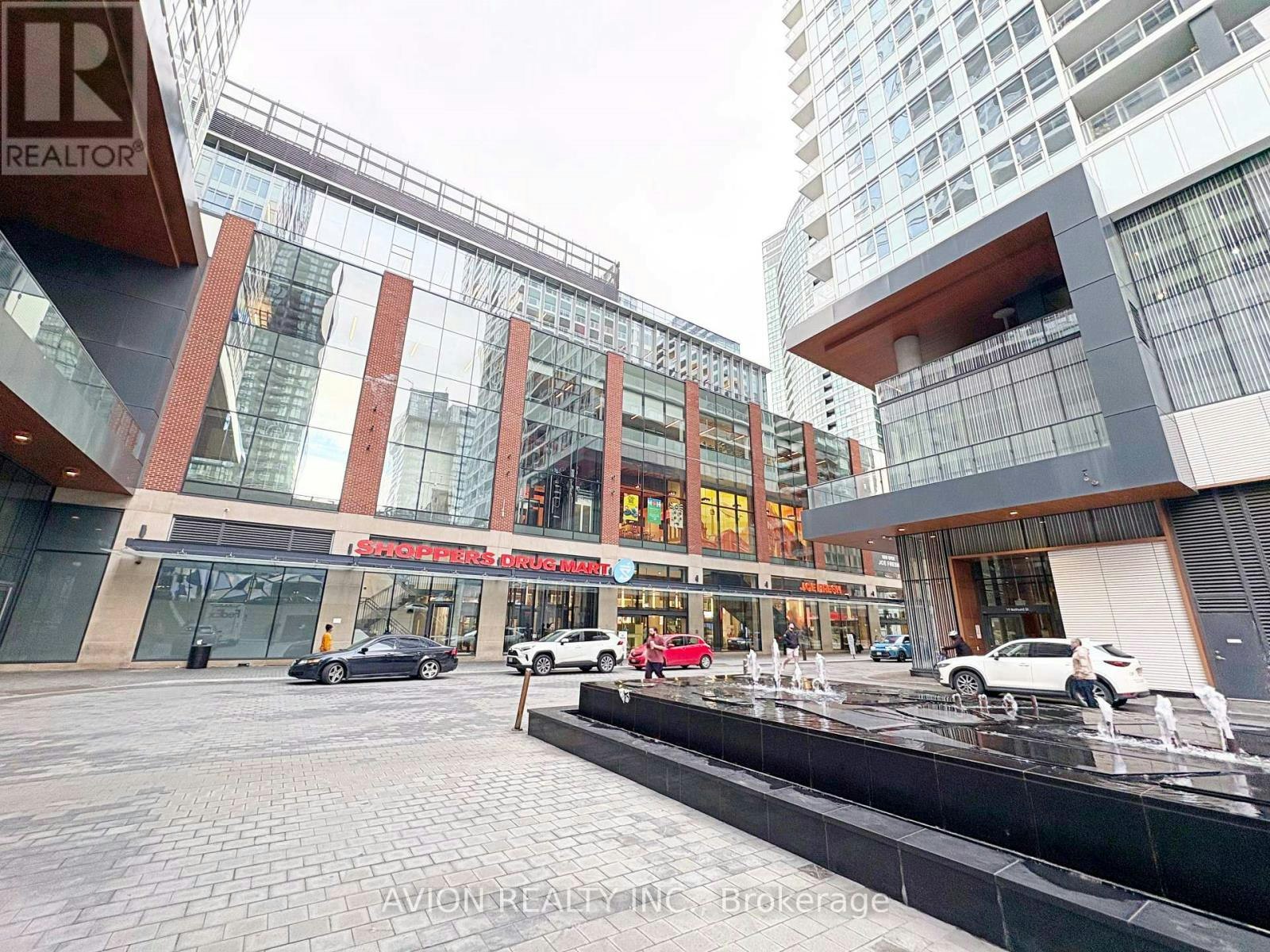 1609-19 Bathurst Street, Toronto, ON, M6A 2E1 - 3