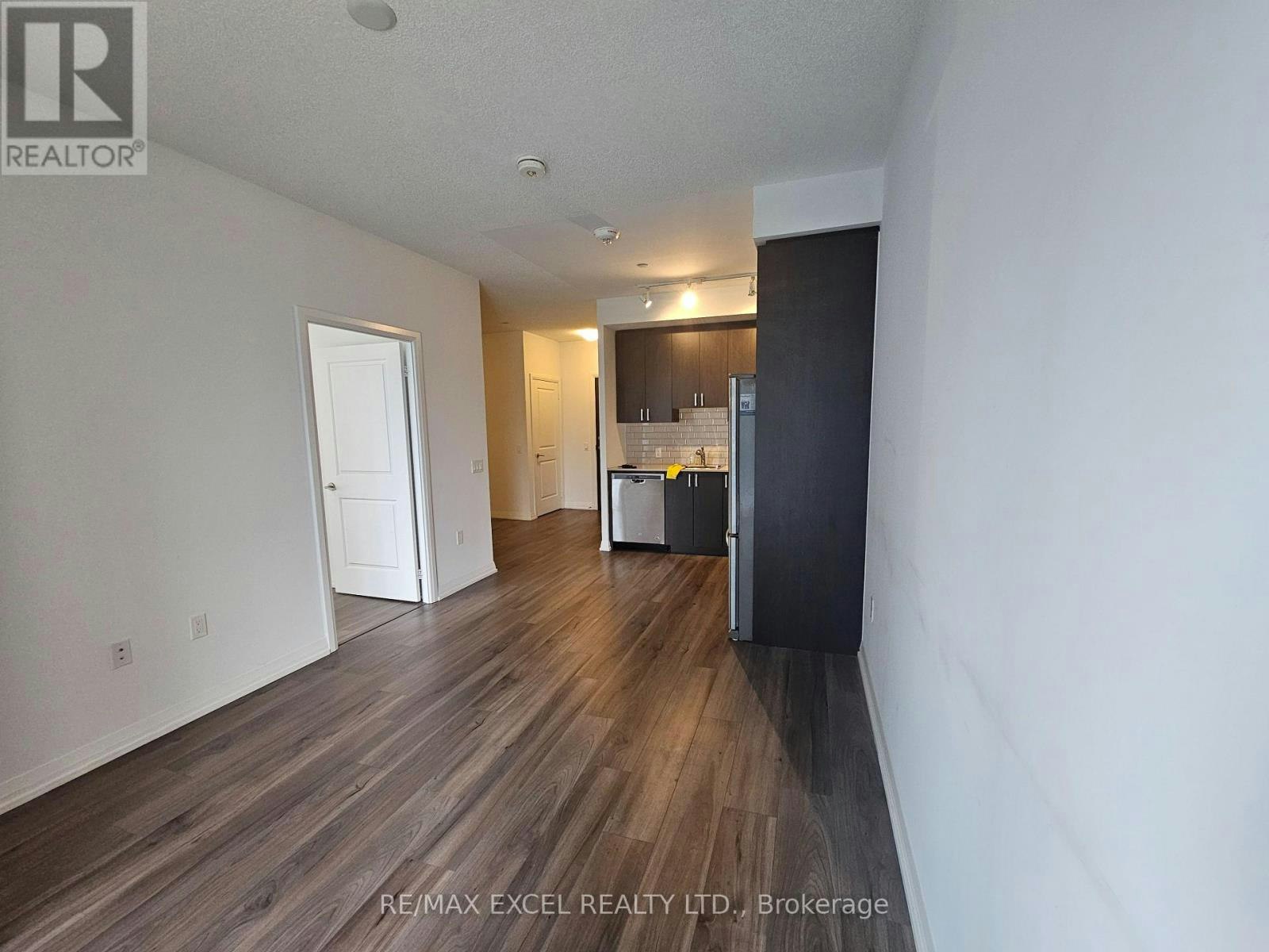 566-60 Ann O'reilly Road, Toronto, ON, M2J 0C8 - 3