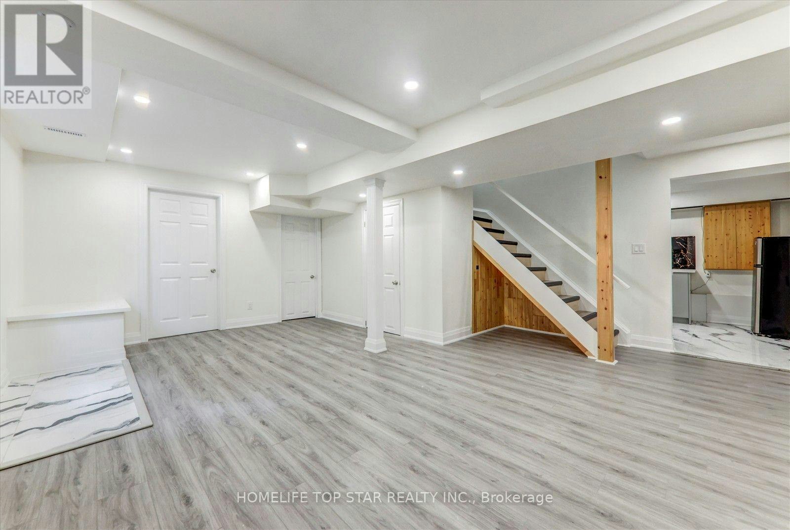 28 Willowbrook Drive, Whitby, ON, L1R 1S7 - 9