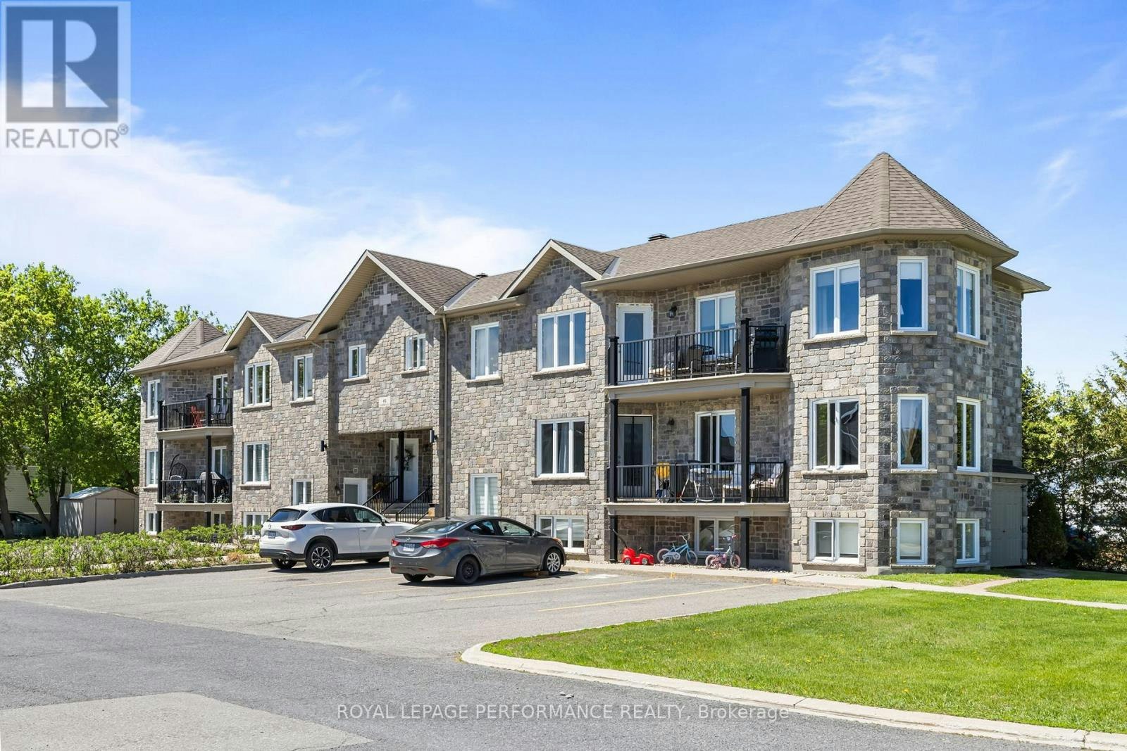 6-46 Cambridge Street, Limoges, ON, K0A 2M0