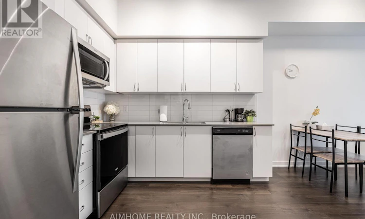 1203-56 Lakeside Terrace