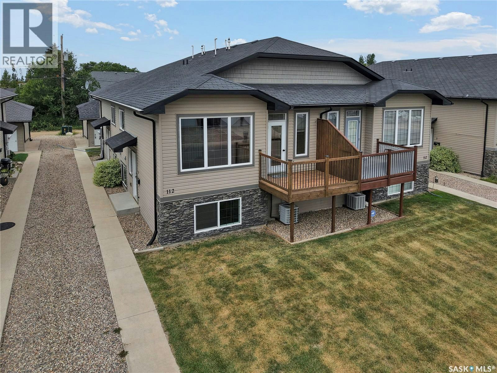 1-112 Hiebert Crescent, Martensville, SK, S0K 2T2