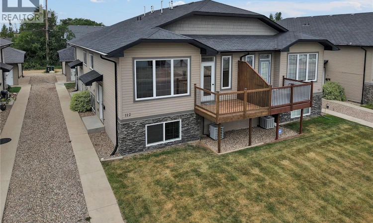1-112 Hiebert Crescent