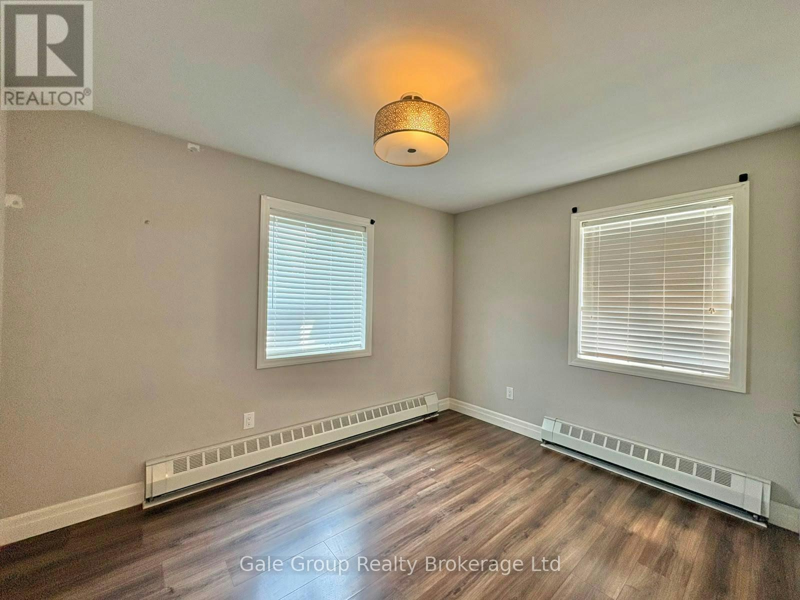 201-5 Paisley Boulevard E, Mississauga, ON, L6A 1P3 - 7
