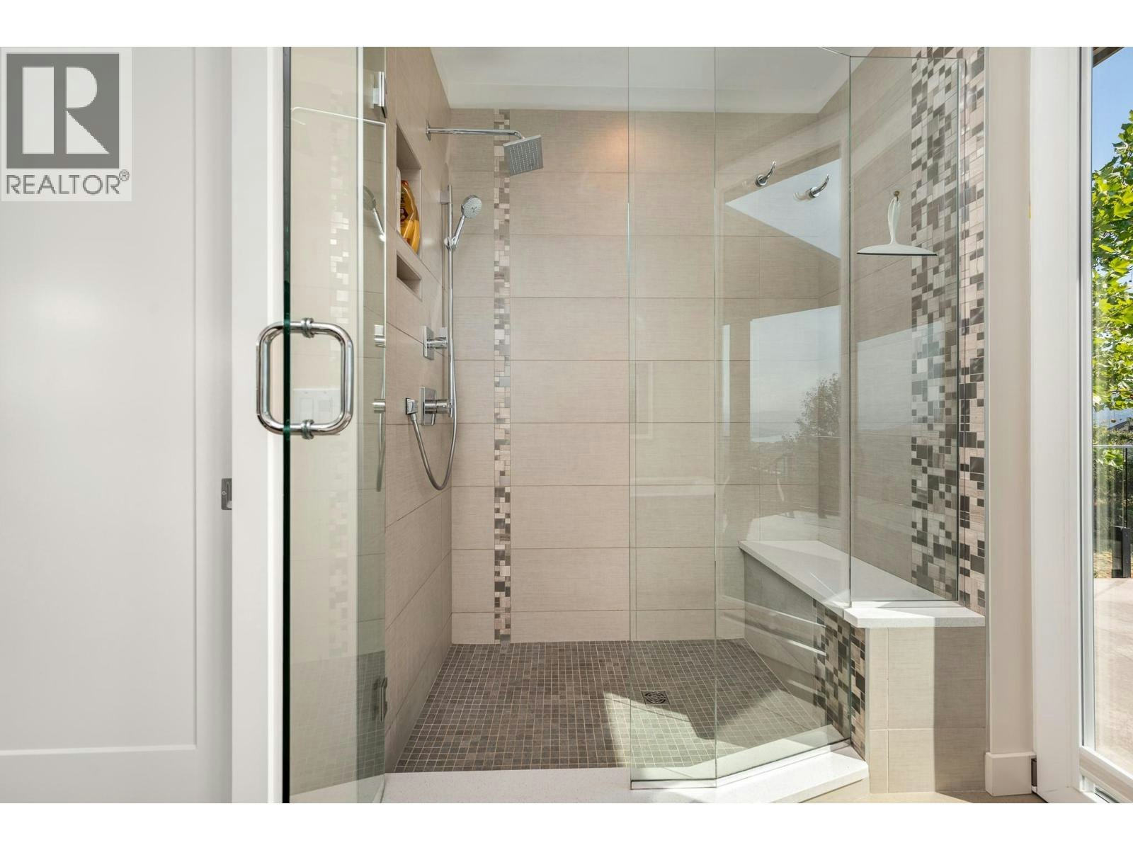 195 Ravine Drive, Coldstream, BC, V1B 4C9 - 24