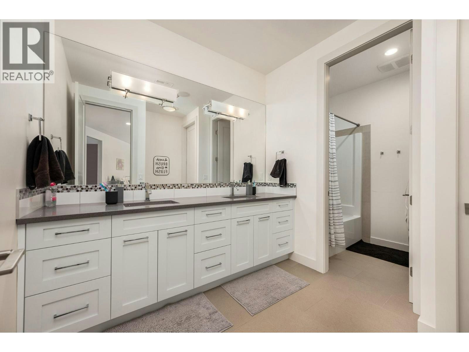 195 Ravine Drive, Coldstream, BC, V1B 4C9 - 32