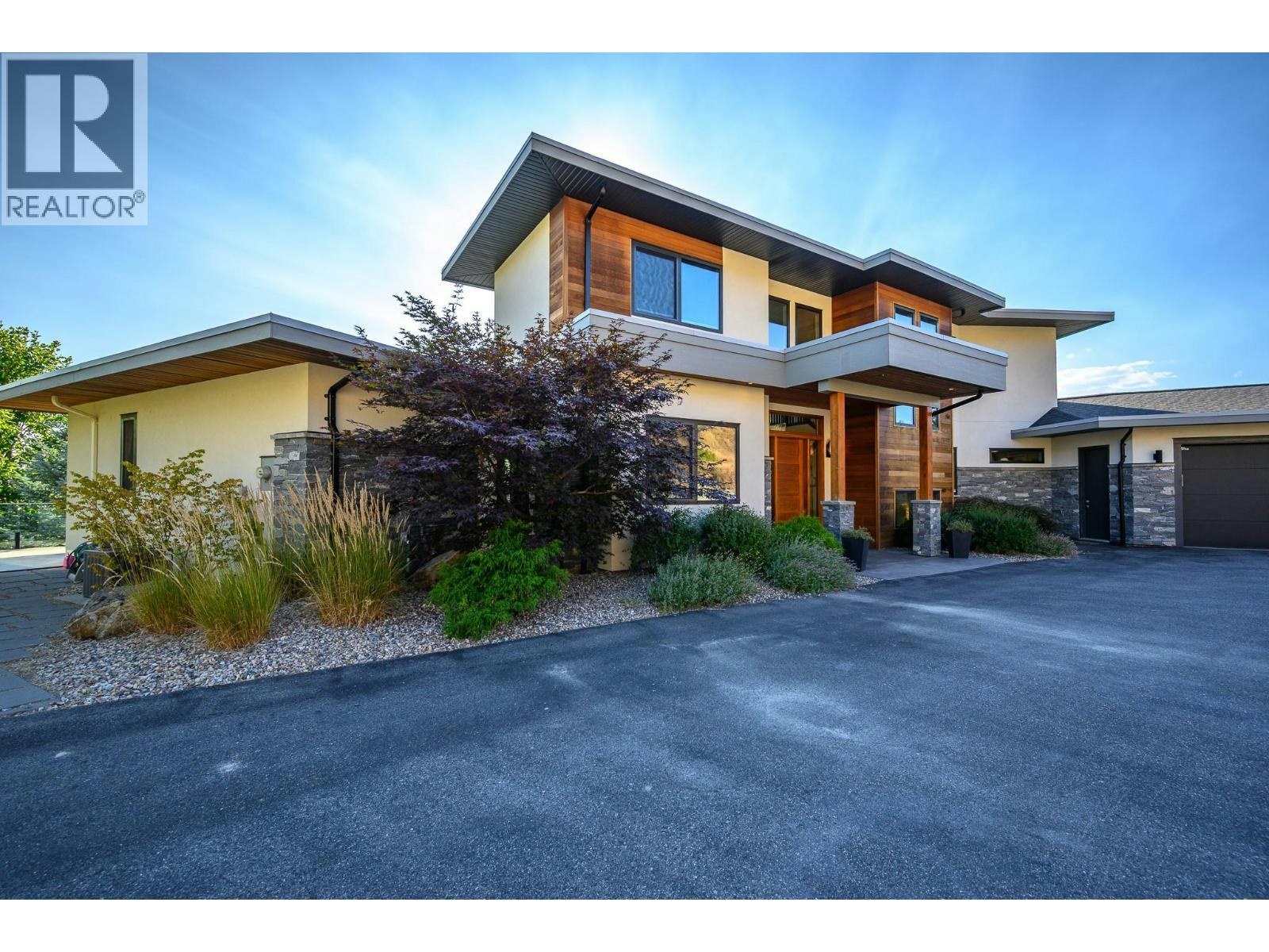 195 Ravine Drive - 3