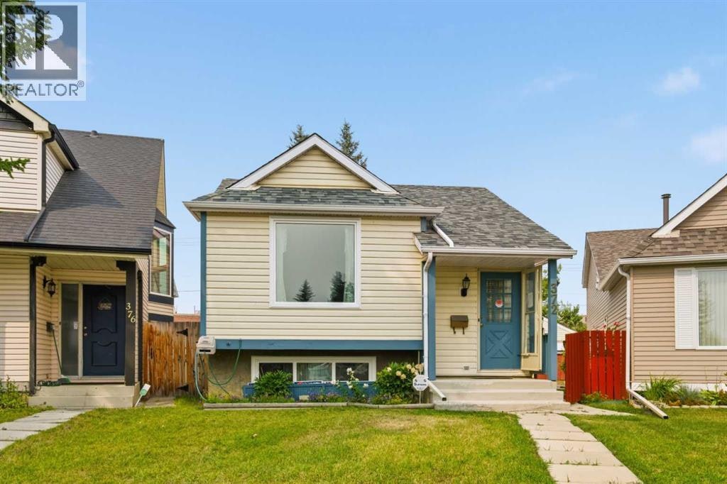 372 Woodfield Place SW, Calgary, AB, T2W 3Y1