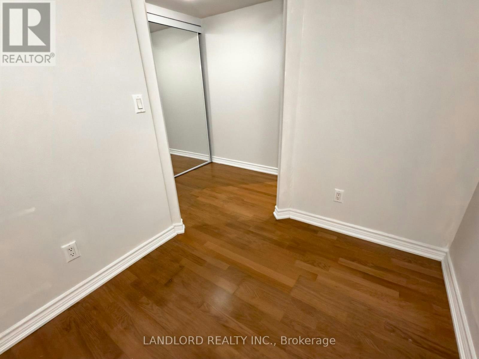 2802-761 Bay Street, Toronto, ON, M5G 2R2 - 20