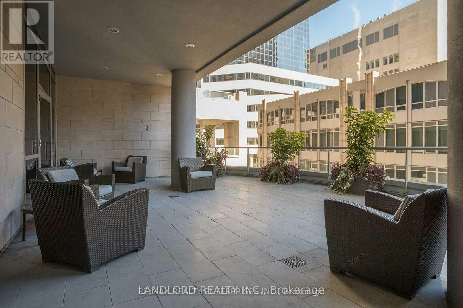 2802-761 Bay Street, Toronto, ON, M5G 2R2 - 24