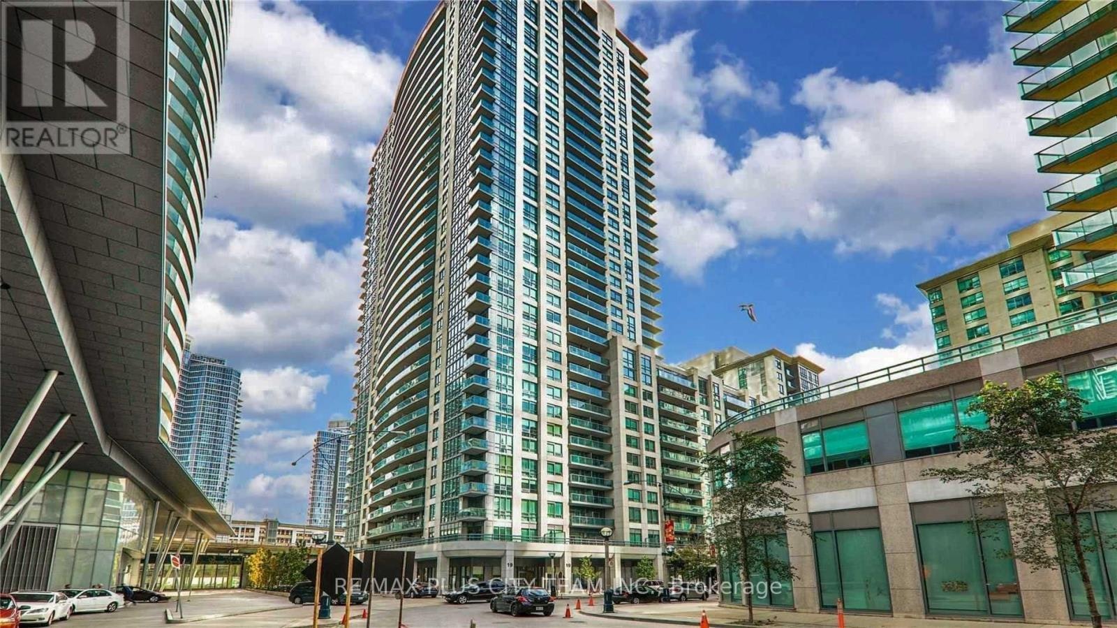 2907-19 Grand Trunk Crescent, Toronto, ON, M5J 3A3