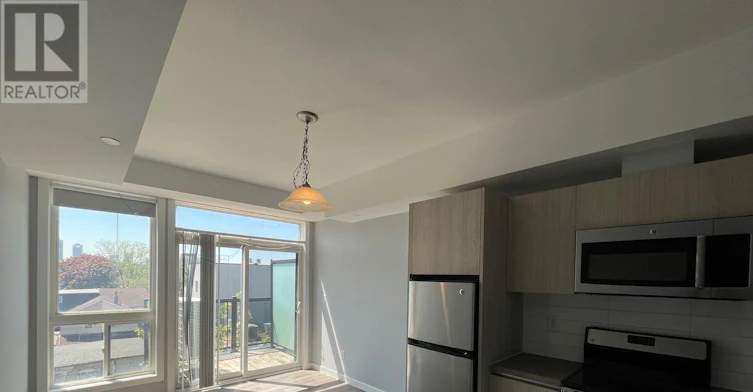 105-335 College Street, Toronto, ON, M5T 1S2 - 2
