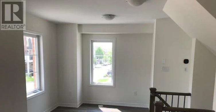34 Deans Drive, Toronto, ON, M1L 0C1 - 3