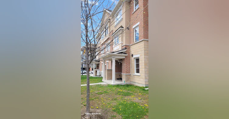 34 Deans Drive, Toronto, ON, M1L 0C1
