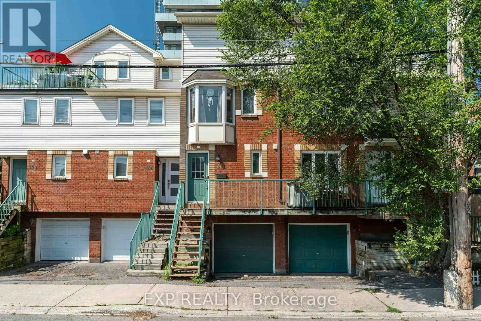 166 Forward Avenue, Ottawa, ON, K1Y 1K9