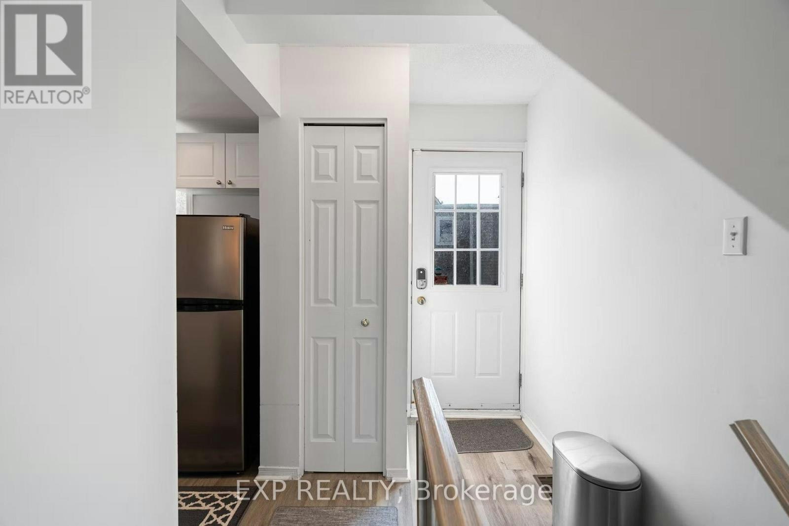 166 Forward Avenue, Ottawa, ON, K1Y 1K9 - 3