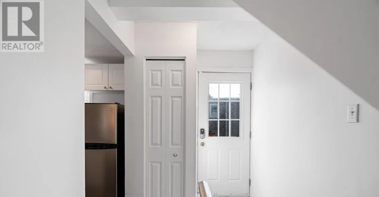 166 Forward Avenue, Ottawa, ON, K1Y 1K9 - 3