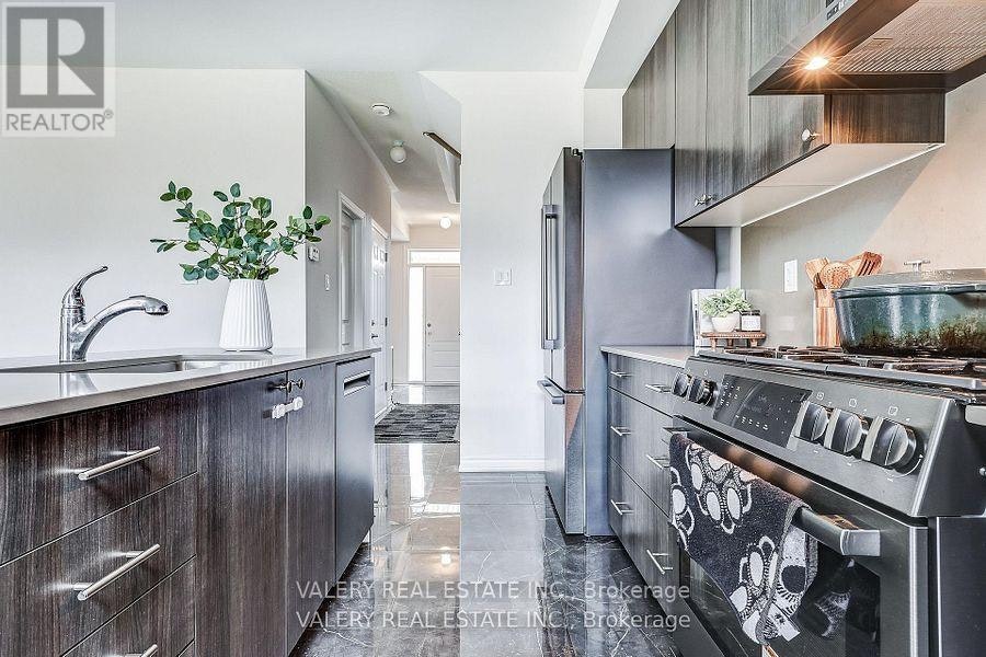 26 Sam Battaglia Crescent, Georgina, ON, L0E 1R0 - 4