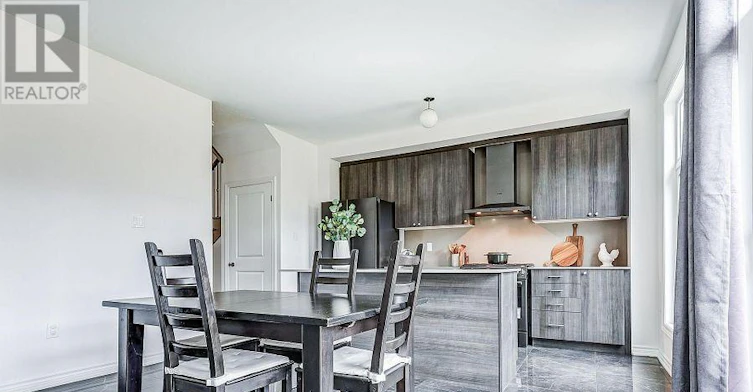 26 Sam Battaglia Crescent, Georgina, ON, L0E 1R0 - 3