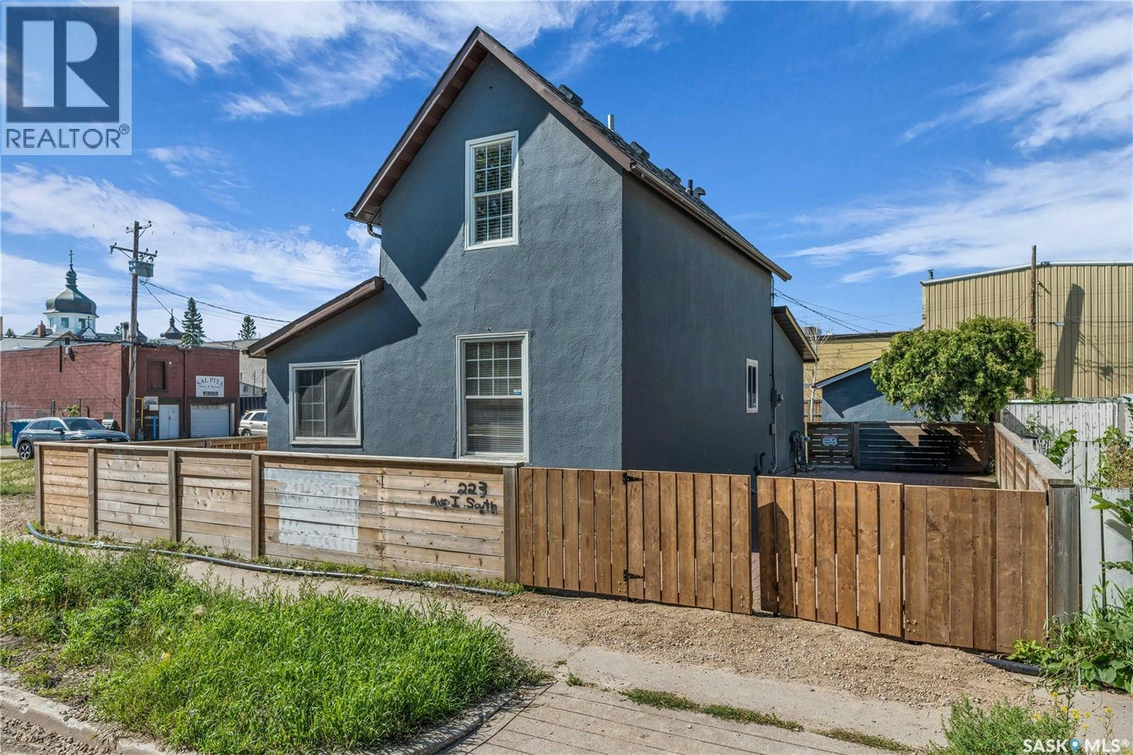 223 I Avenue S, Saskatoon, SK, S7M 1X8