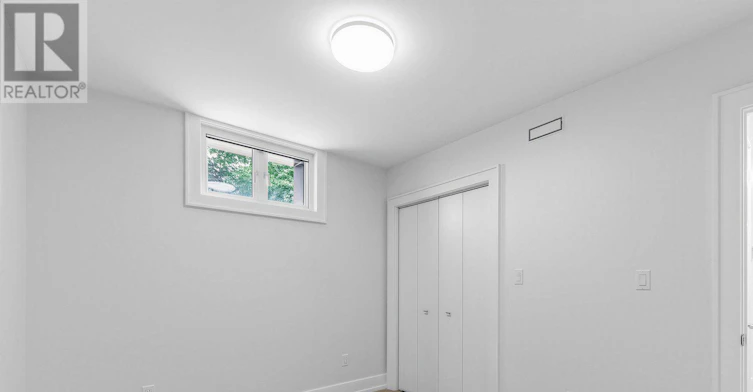 LOWER-113 Lansdowne Avenue, Toronto, ON, M6K 2W1 - 18