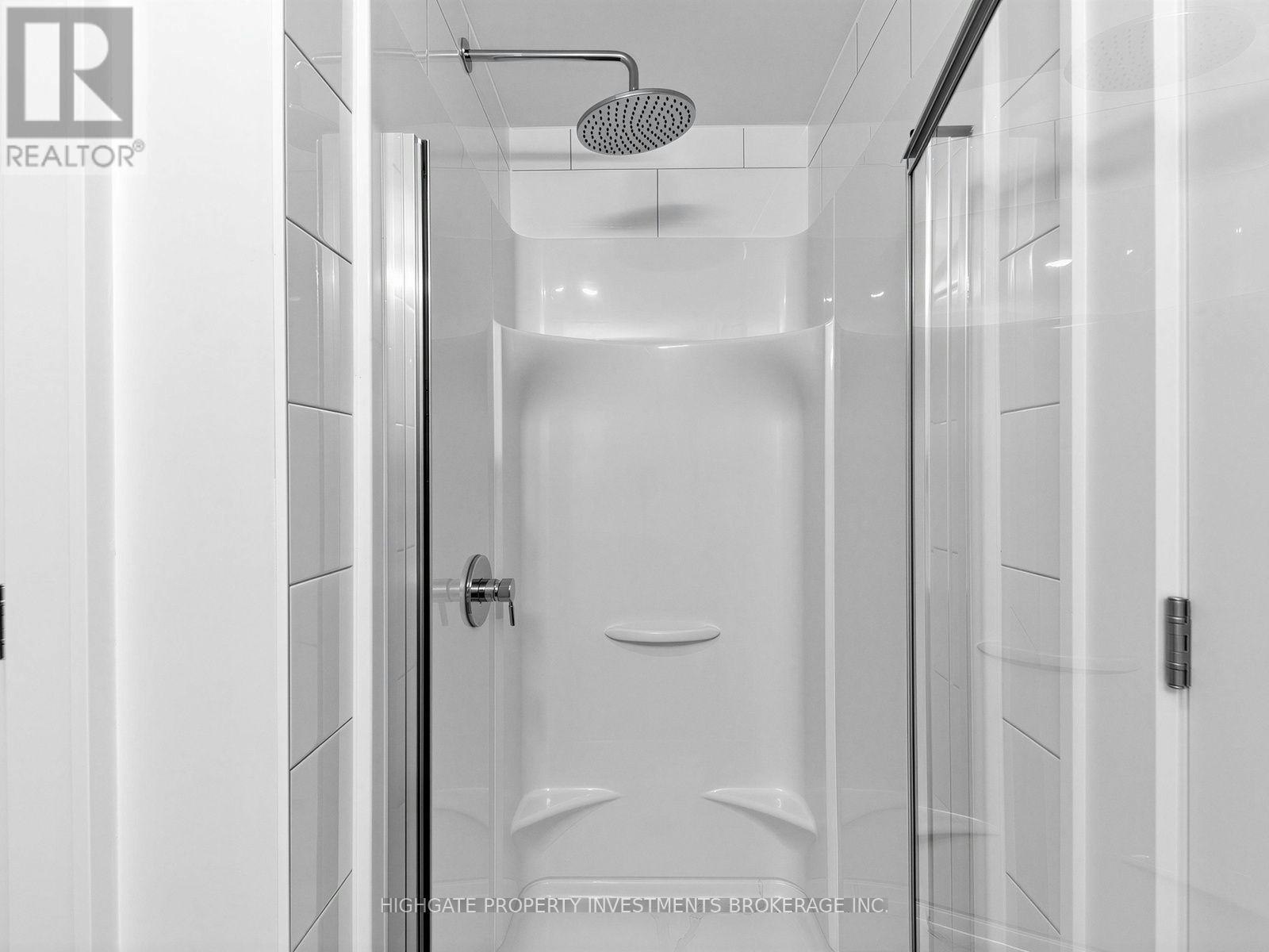 LOWER-113 Lansdowne Avenue, Toronto, ON, M6K 2W1 - 15