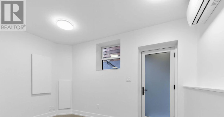 LOWER-113 Lansdowne Avenue, Toronto, ON, M6K 2W1 - 6